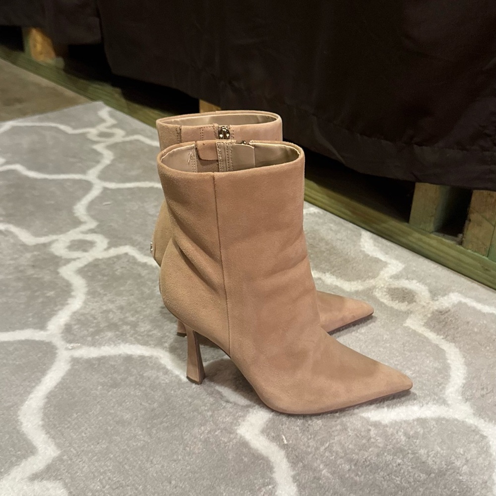 Sam Edelman stiletto booties size 8